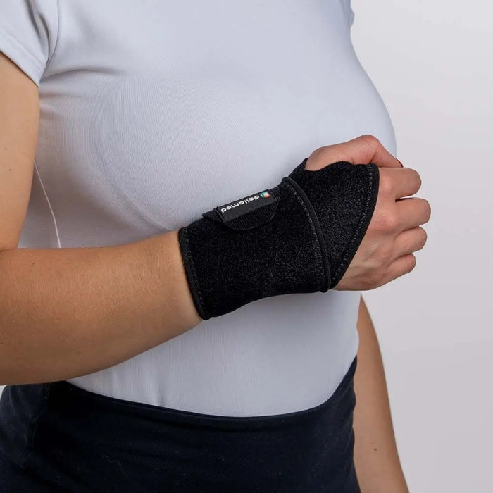Munhequeira Ajustável em Neoprene Tamanho Único Preta – Dellamed